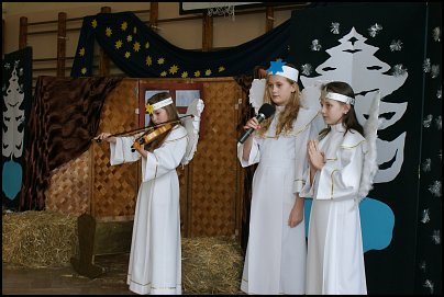 Akademia z okazji świąt Bożego Narodzenia