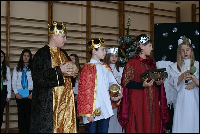 Akademia z okazji świąt Bożego Narodzenia