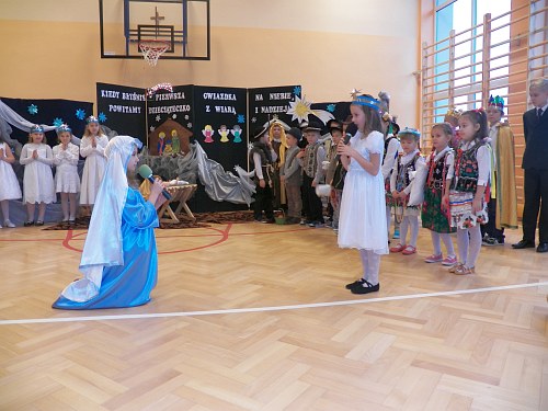 Akademia bożonarodzeniowa
