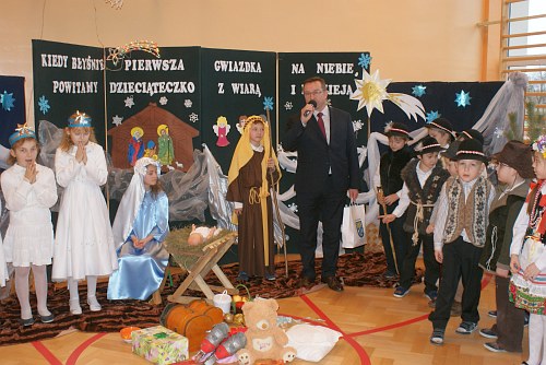 Akademia bożonarodzeniowa