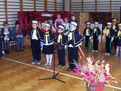 Uroczyste pasowanie pierwszaków na uczniów naszej szkoły