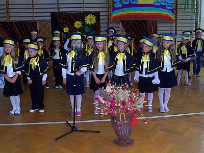 Uroczyste pasowanie pierwszaków na uczniów naszej szkoły