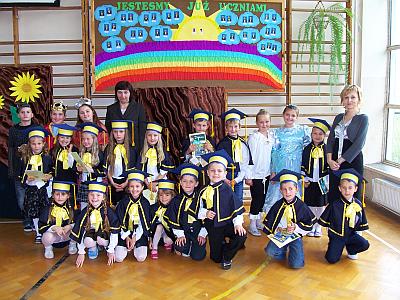 Uroczyste pasowanie pierwszaków na uczniów naszej szkoły