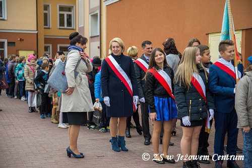 Poświęcenie i nadanie Sztandaru ZS