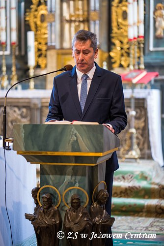 Poświęcenie i nadanie Sztandaru ZS