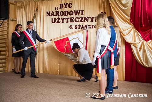 Poświęcenie i nadanie Sztandaru ZS