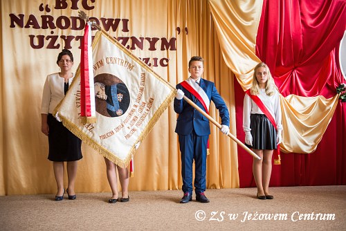 Poświęcenie i nadanie Sztandaru ZS