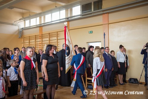 Poświęcenie i nadanie Sztandaru ZS