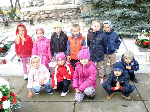 Wyjście na cmentarz