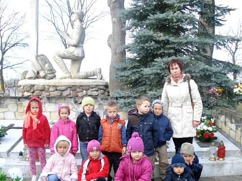 Wyjście na cmentarz